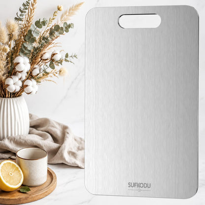 Titanium Cutting Board Set of 3, 100% Double-Sided Titanium Cutting Boards for Kitchen, Dishwasher Safe Non-Toxic Chopping Boards for Meat, Vegetables, Fruits, Raw and Cooked Food Prep (M+L+XL）
