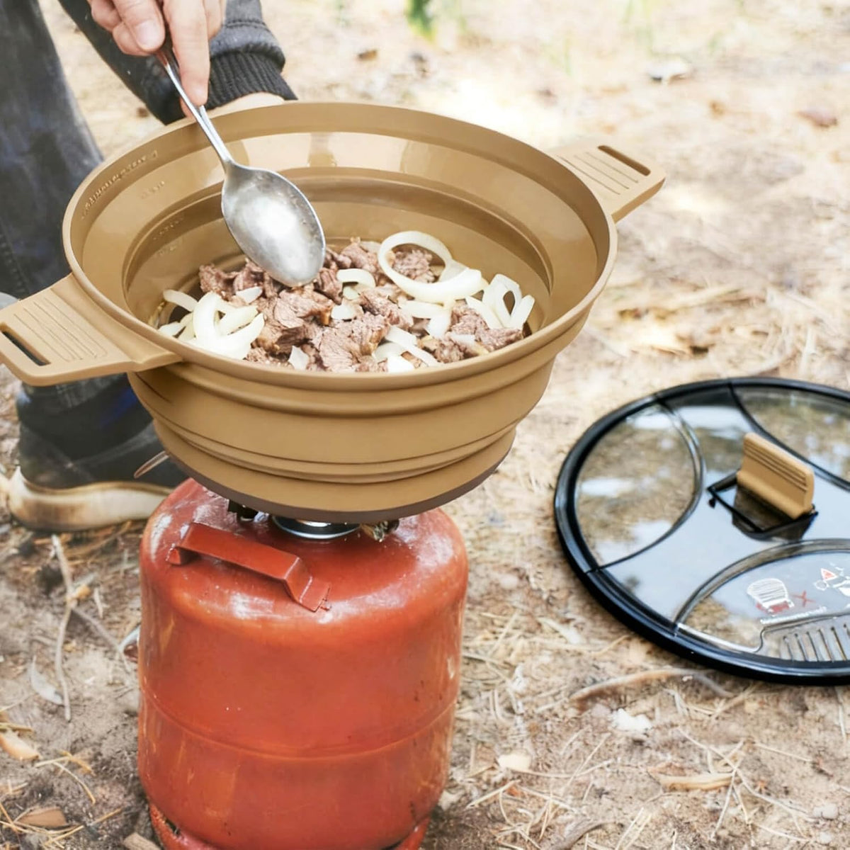 2.5L Collapsible Camping Cook Pot, Khaki Portable Cookware, Outdoor Hiking