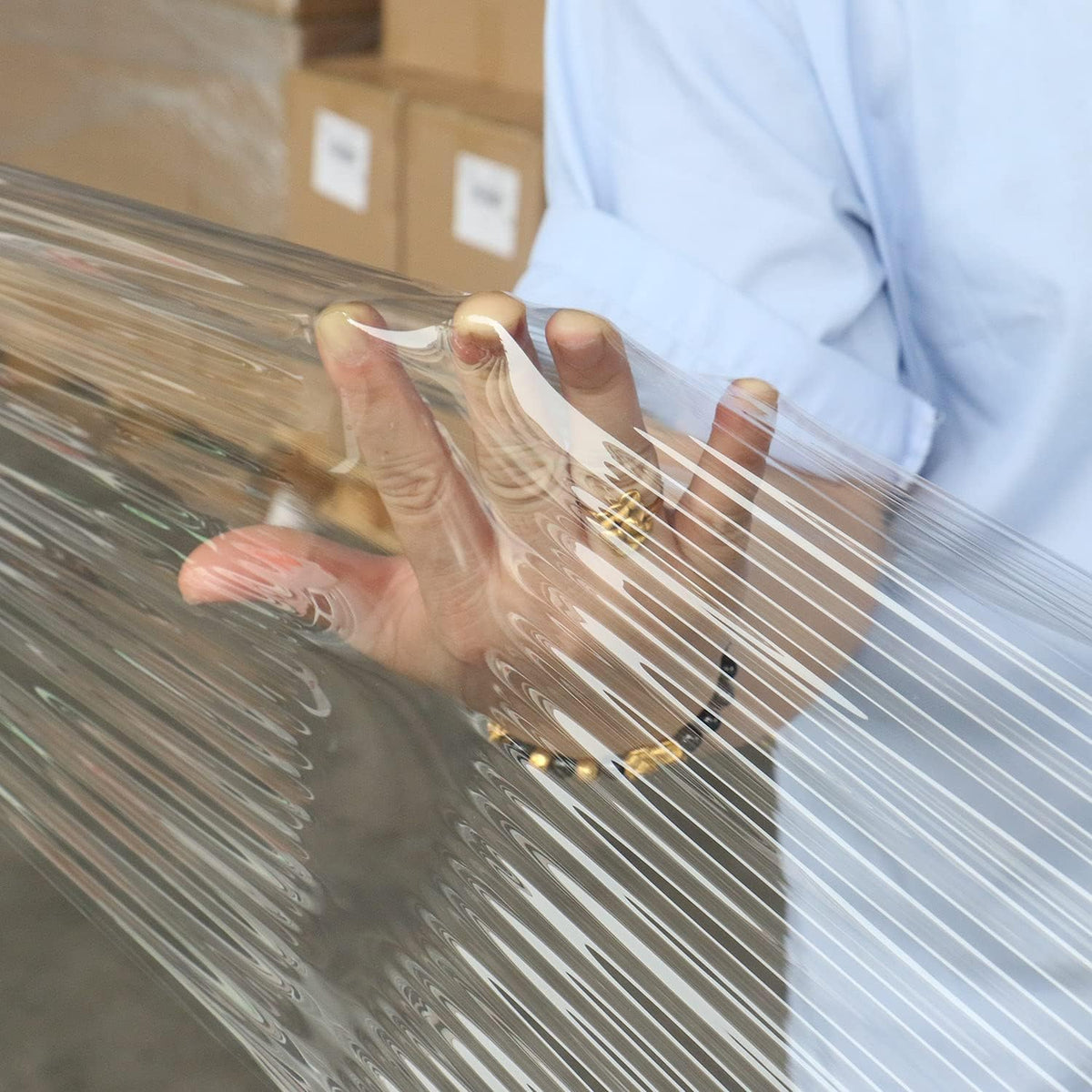 BOMEI PACK Clear Stretch Wrap Roll with Plastic Handle 18" x 1000 Feet 80 Gauge 4 Pack, Shrink Wrap Heavy Duty, Self-Adhering Plastic Wrap for Shipping, Moving