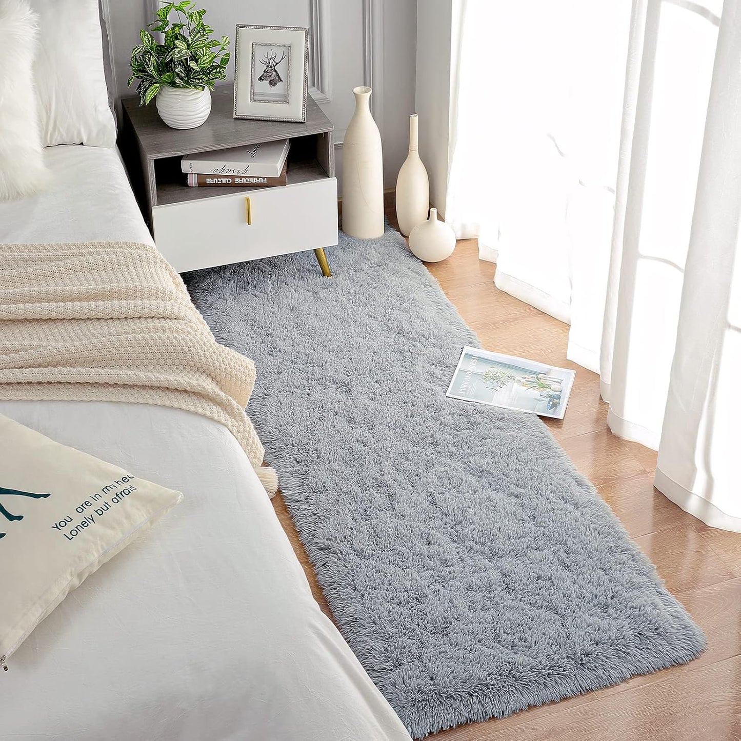 Chicrug Soft Runner Rug for Bedroom Living Room Plush Fluffy Rugs 2x6 Shag Furry Area Rug Carpet Non Shedding for Nursery Children Kids Girls Room Home Decorative, Grey