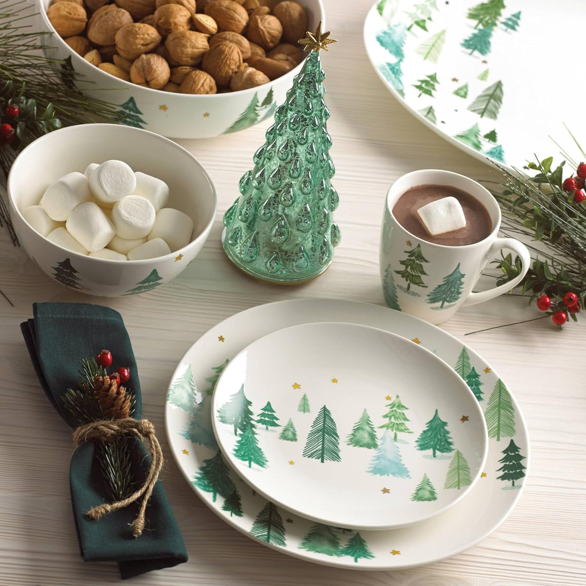 Lenox Balsam Lane Porcelain 12-Piece Christmas Dinnerware Set for 4 ceramic, dishwasher safe, microwave safe | plates and bowls sets for kitchen and dining | 10.5 inch plate