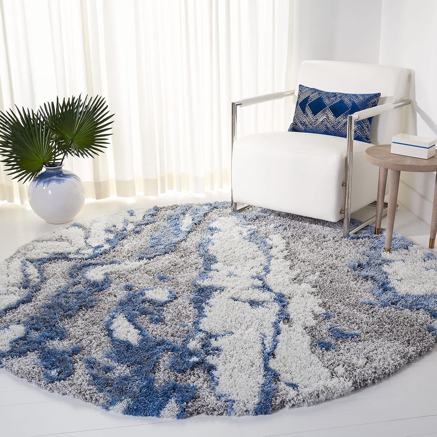 SAFAVIEH Horizon Shag Collection Area Rug - 9' Round, Grey/Blue, Geometric Design, Ideal for High Traffic Areas in Living Room, Bedroom, Dining (HZN890G)